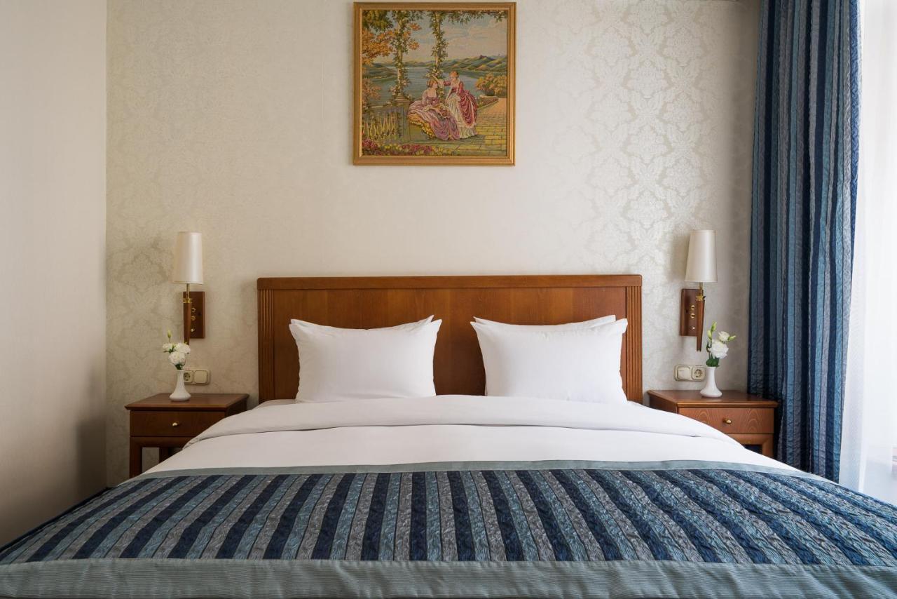Mozart Hotel 4*