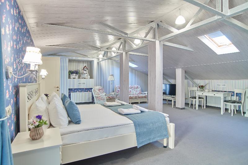 Mozart Hotel 4*
